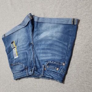 NWT Girls No Boundaries